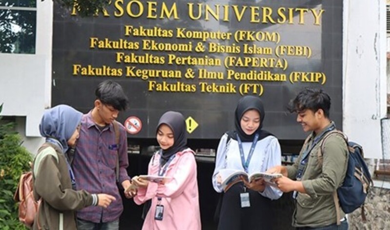 Kehidupan Mahasiswa di Bandung: Kuliah, Budaya, dan Gaya Hidup