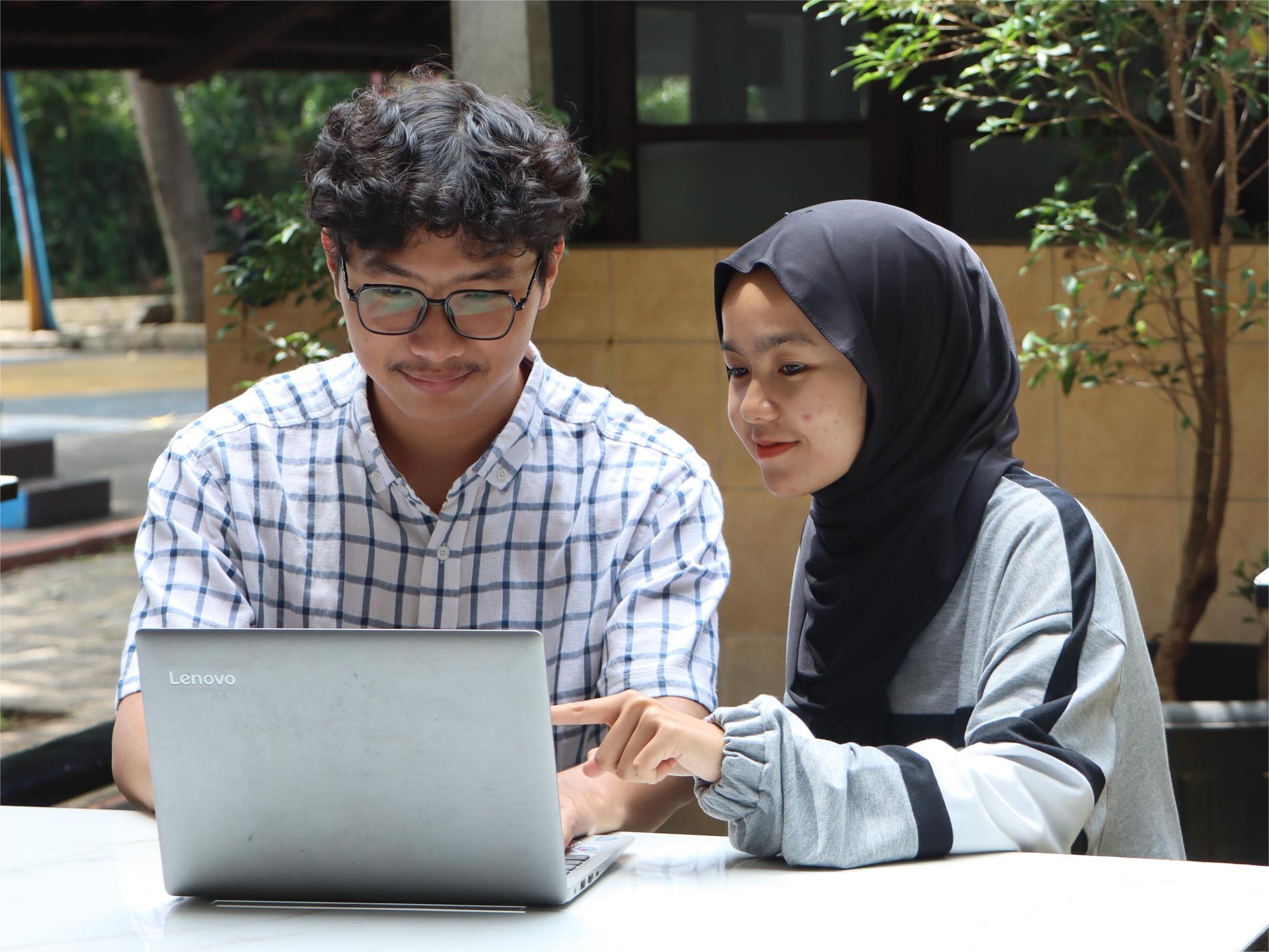 Bagaimana Cara Kuliah S1 Sistem Informasi Gratis Melalui Program Beasiswa Rektor Kuota Terbatas
