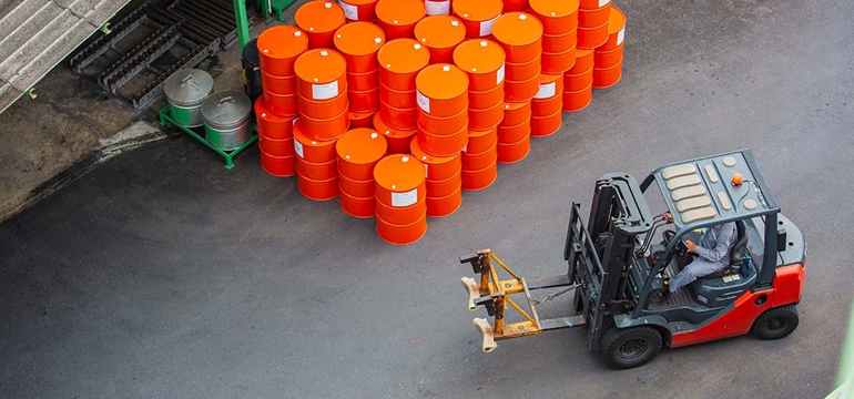 Peran Freight Forwarder dalam Pengiriman Barang Berbahaya (Dangerous Goods)